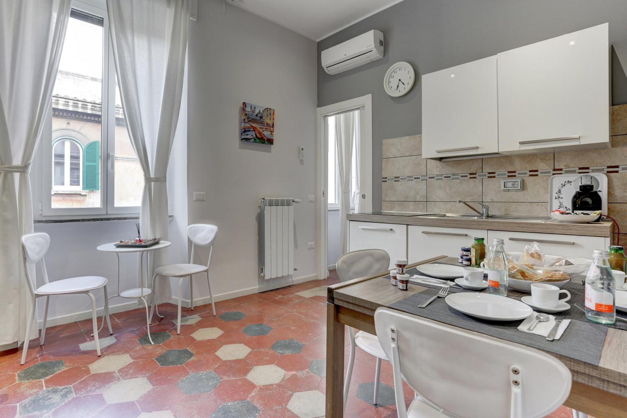 Appartamento Santi Quattro - Colosseo โรม ภายนอก รูปภาพ