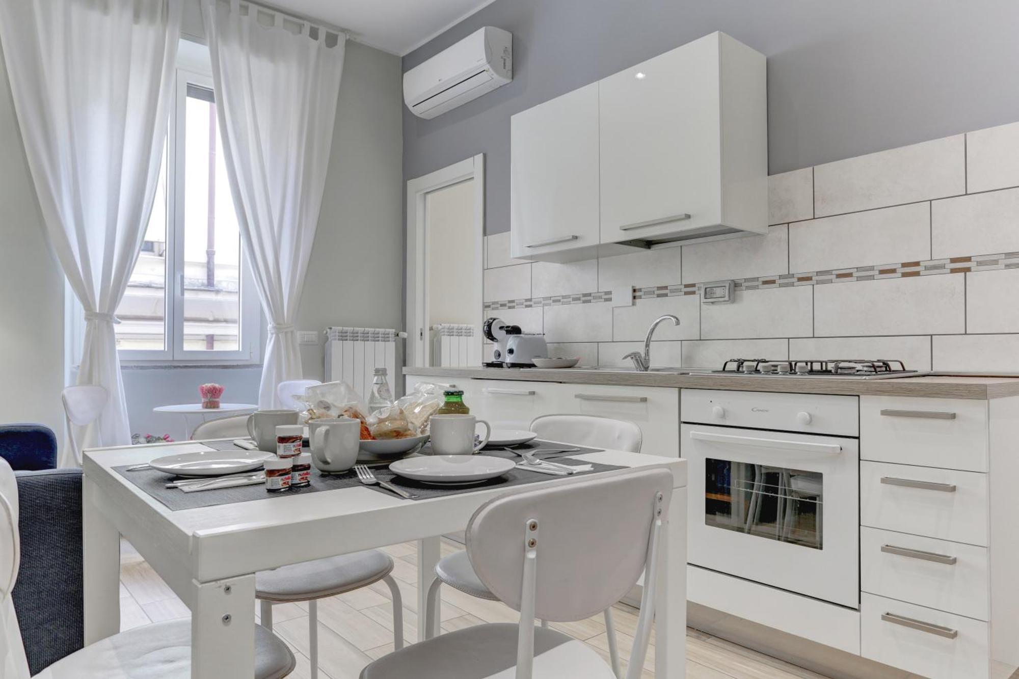 Appartamento Santi Quattro - Colosseo โรม ภายนอก รูปภาพ